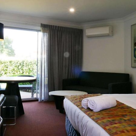 Country Capital Motel Тамворт Екстер'єр фото